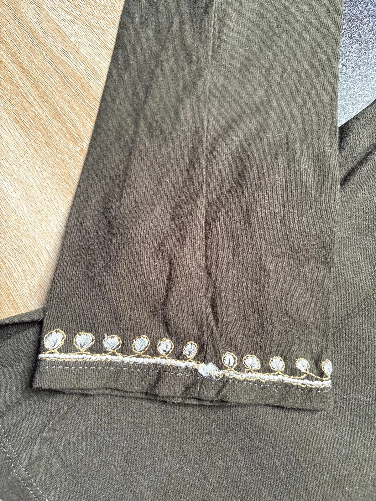 Lange mouw top met ornamenten motief maat M – photo 4